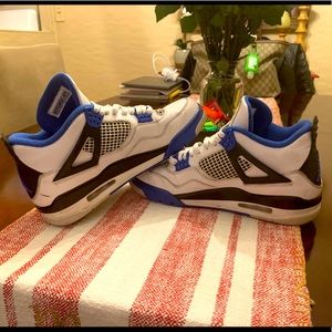 Jordan retro 4 Motorsport